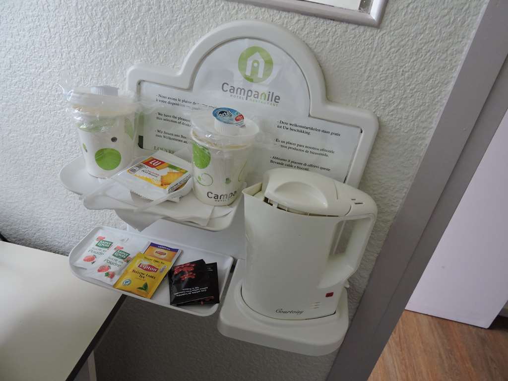 ホテル カンパニール オテル オーシュ 部屋 写真